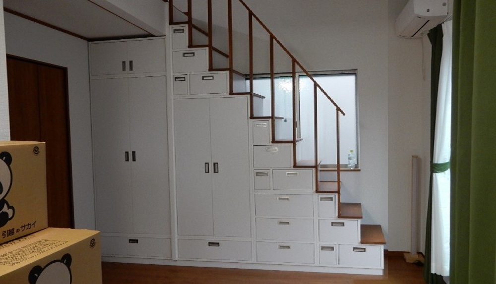 引出付ロフト収納階段 ロフト階段 収納階段 埼玉県熊谷市の有限会社ビュード